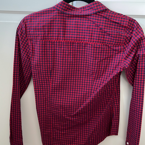 Abercrombie & Fitch red plaid button down shirt. Size XS. - Picture 2 of 3